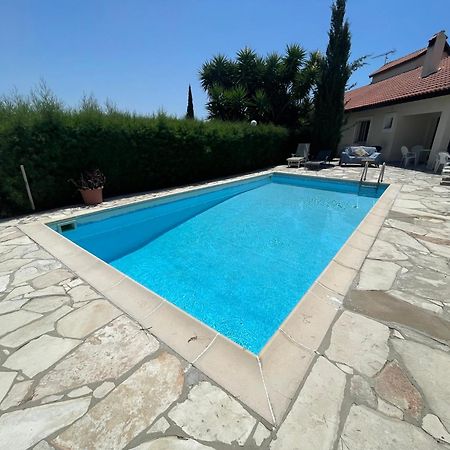 Swimmers' Paradise Pissouri Exterior photo