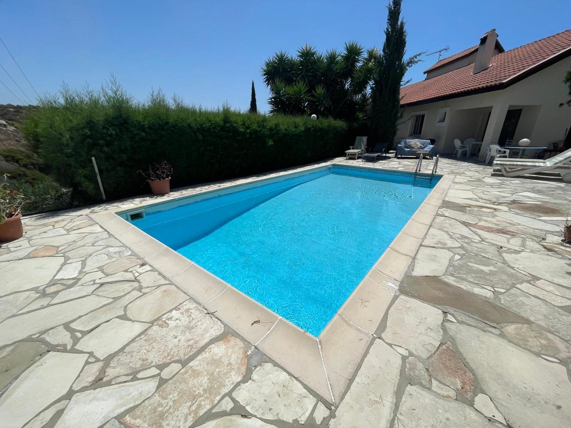 Swimmers' Paradise Pissouri Exterior photo